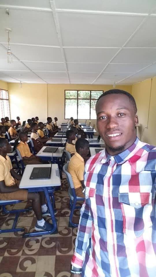 Remember the Ghanas Teacher That Drew Microsoft Word on a Blackboard-He Now Has a New classroom 2
