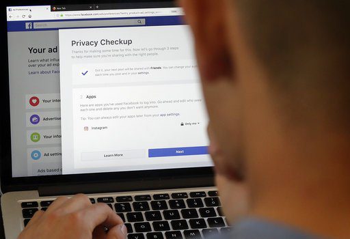 Facebook announces new privacy tools