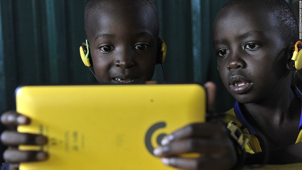 Nigeria will be a Global Smartphone Super-Power by 2025. Kenya is Getting Its Broadband Game Right!