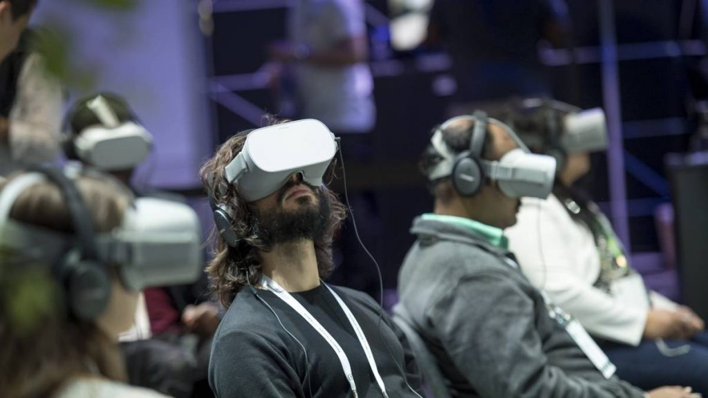 Apple acquires virtual reality event startup NextVR