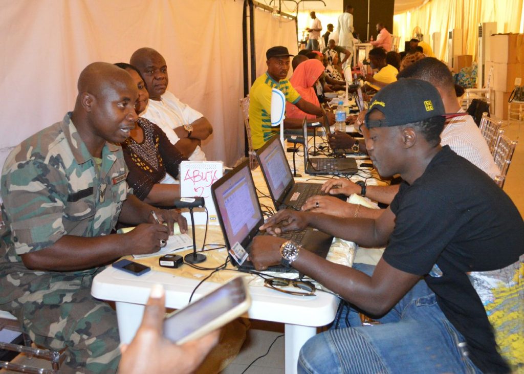47m Nigerians risk losing their lines as FG insists on Oct 31 NIN-SIM linkage deadline