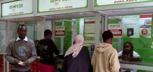 Safaricom, Banks Want Kenya's Central Bank to End Free Mobile Money Transfers following Huge Losses in Revenue