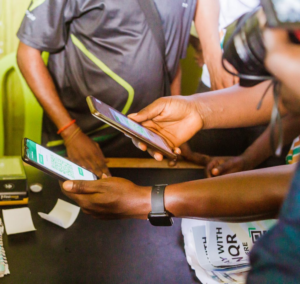 NQR payment solution excites Nigerians: Everyone can now pay SHARP SHARP