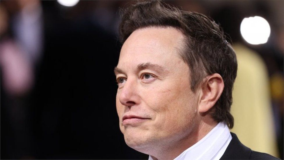 Global Roundup: Musk meets Twitter employees + other stories. 