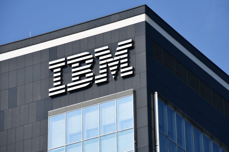 IBM announces the layoff of 3,900 employees