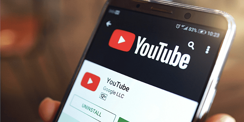 YouTube creators can now live stream together with its new collaboration feature